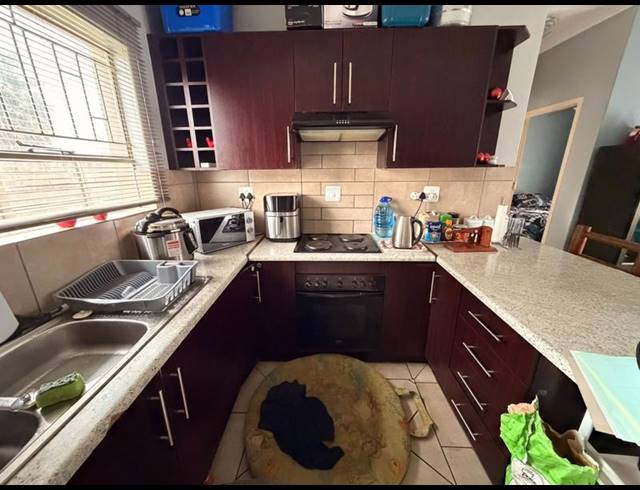 2 BEDROOM TOWNHOUSE FOR SALE IN RIVERSDALE